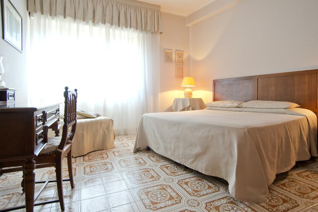 Mimi Rooms Cagliari Cameră foto