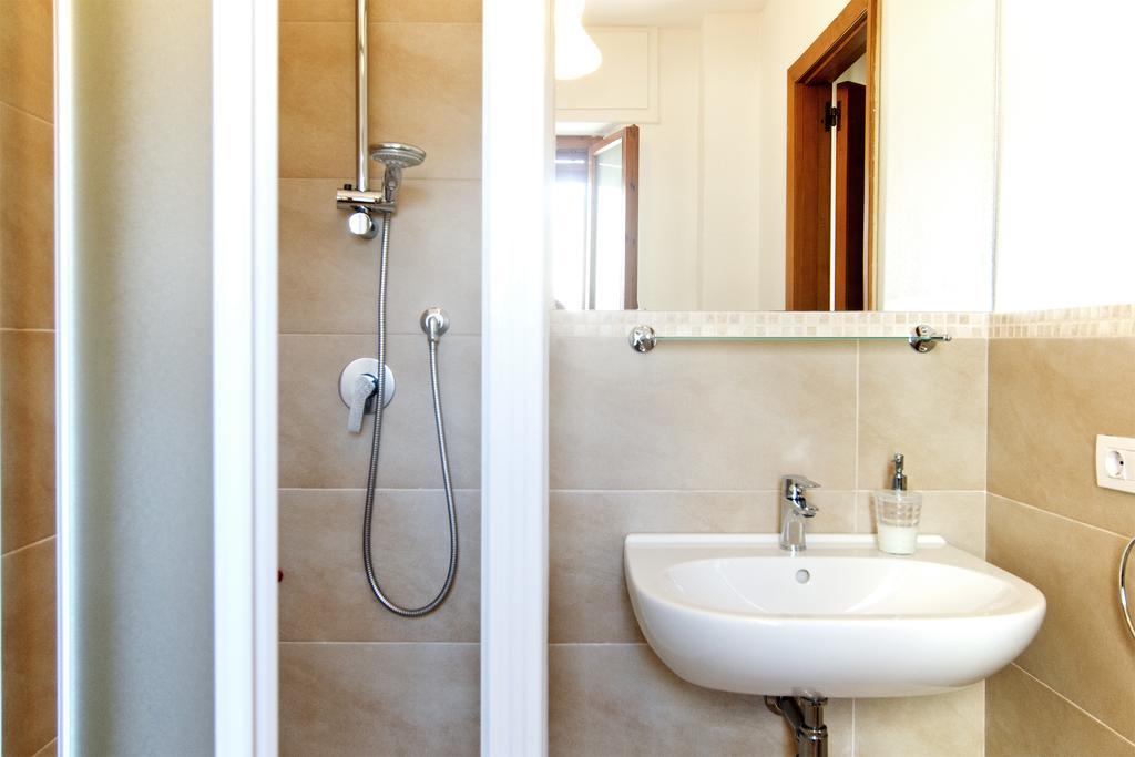 Mimi Rooms Cagliari Cameră foto